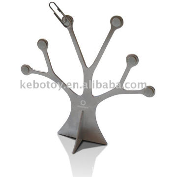 tree shape and stick clips, magnetic tree